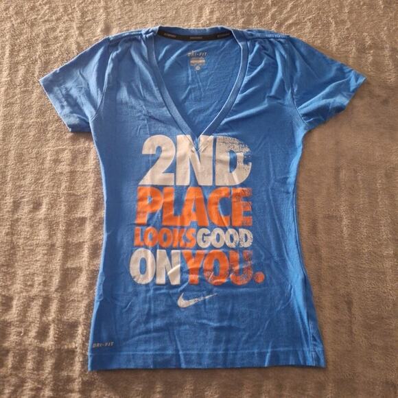Nike Tee Womens V Neck T-Shirt Short Sleeve Blue Size XS Dri-Fit - Picture 1 of 7